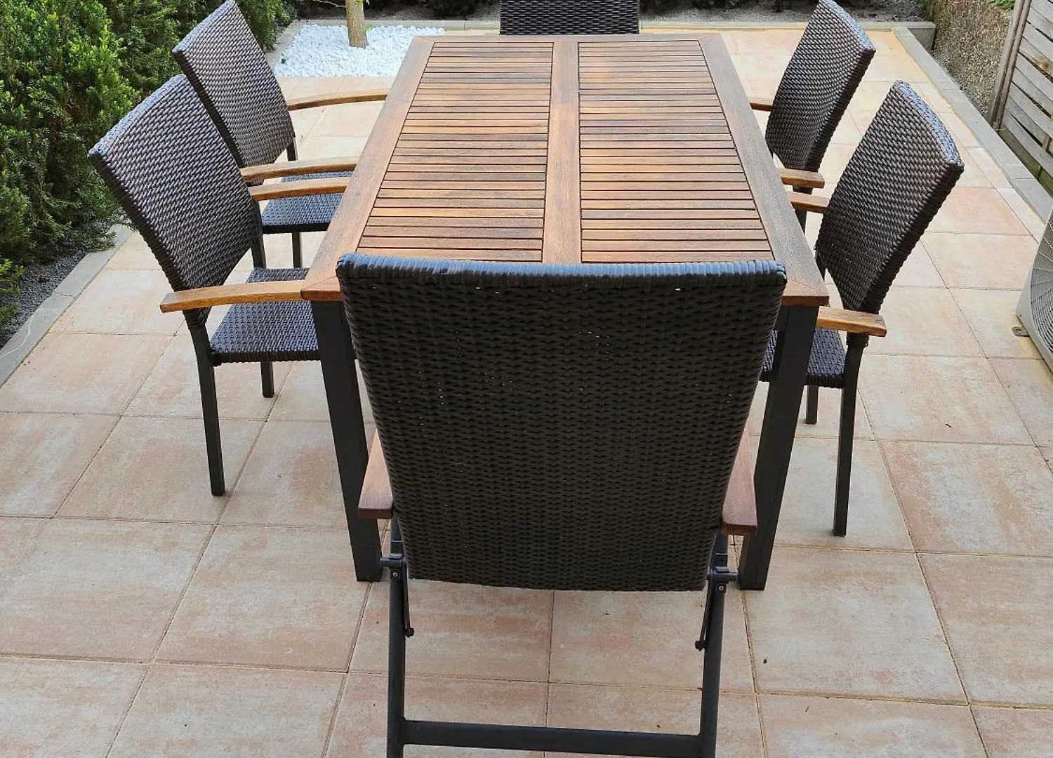 Eleonoras Ferienwohnung In Wuerzburg Stadt Mit Terrasse Und Eigenen Parkplaetzen Vor Der Tuer, Fuer Grosse Gruppen Bis Zu 13 Personen Geeignet 0*, Wurzburg Germany